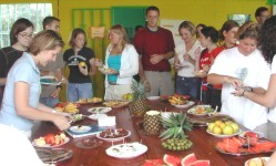 Traditionelles Abendessen mit Gastfamilien der Escuela Internacional