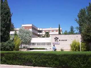 Fachada de la residencia